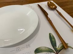 -花十悦·鲜花咖啡餐厅(振业城一期店)