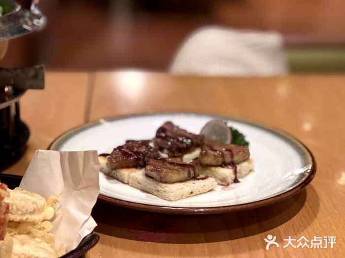 广州增城保利皇冠假日酒店-玄日本餐厅铁板香煎鹅肝图片