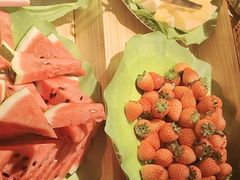 -芝小官毛肚火锅海鲜自助(苏州吴江区万宝店)