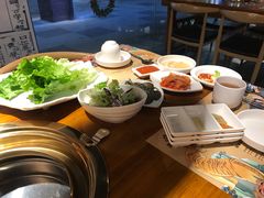 -万兴佳烤肉·长白山老味道(东岸里店)