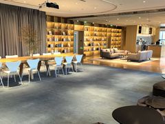 -蔚来中心(北京中关村店)