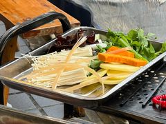 -金鼎雪山牦牛杂火锅(理县总店)