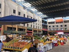 -三亚新鸿港水果一级批发市场