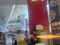 -麦当劳(吴圩机场店)
