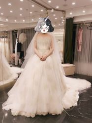 点击看大图 -拉瑞娜LaReine婚纱礼服高级定制