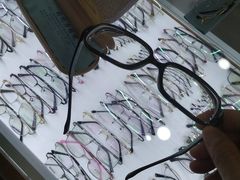 -三叶眼镜城·好视力眼镜店