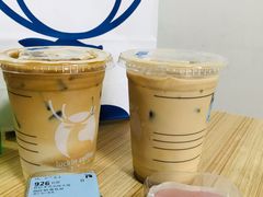 生椰拿铁-瑞幸咖啡(Lab·华强电子世界店)