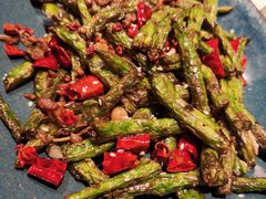 干煸扁豆-耶里夏丽·丝路国际新疆菜·清真食品(徐汇南丹东路臻选店)
