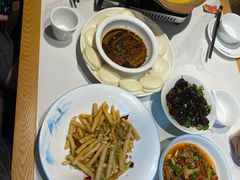 -饭橘汉江码头·乡野土菜馆(静安路店)