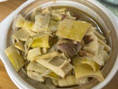 -芦茨金富饭庄·25年老字号·专做稻草鸡