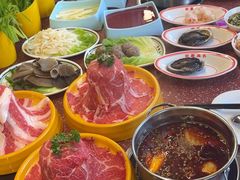 -四囍码头海鲜烧烤自助火锅(外滩南京东路悦荟广场店)