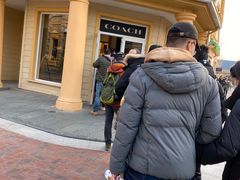 -COACH蔻驰(赛特奥特莱斯店)