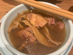 -有红鸡毛店·川菜(建设路店)