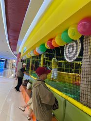 -蹦蹦跳跳(新奥购物中心店)