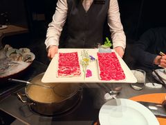 -左庭右院鲜牛肉火锅黑金店(陆家嘴中心店)