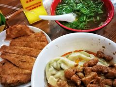 -潘国仙耳光馄饨(黄家阙路店)