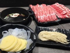 -呷哺呷哺(融创茂店)