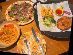 -JINNS锦时 steak&pizza(浸信会礼拜堂旧址店)