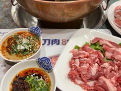 -楼外楼大刀肉传统火锅(西安大路店)