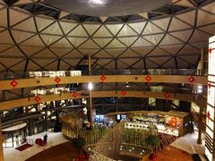 -上海滴水湖皇冠假日酒店