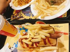 -蓝精灵乐园·世茂精灵之城主题乐园