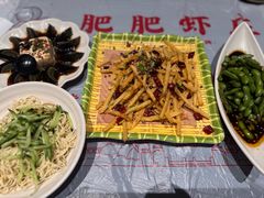 -肥肥虾庄·金牌油焖大虾(杨园滨江时代walk店)