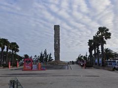 -亚龙湾中心广场