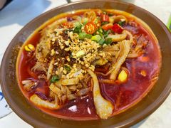 -巴四老城区炭火蛙锅(京通店)