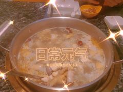 鸡汤火锅-一席地·本地鸡窝·杭帮鸡火锅(萧山银隆百货店)