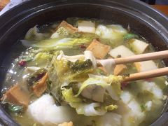 -周鱼小馆石锅酸菜鱼(活力汇店)