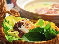 -三人行骨头王火锅(长寿店)