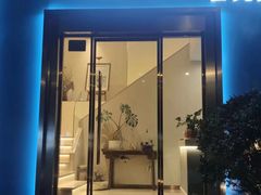 -莱蔻·圣灸堂·推拿艾灸(天山店)