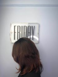 -FRIDAY星期五专业美发沙龙