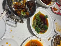 -峨嵋小镇·川菜(勒泰中心店)