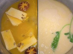 红颜花胶鸡锅-湊湊火锅·茶憩(打浦桥日月光店)