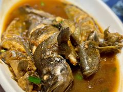 酱炖杂鱼-旺角小渔村(二马路店)