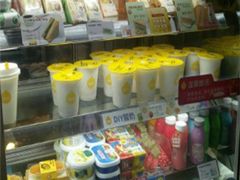 -一鸣真鲜奶吧(秣周东路地铁站店)