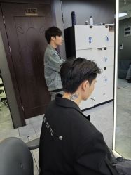 -藤野造型烫发染发