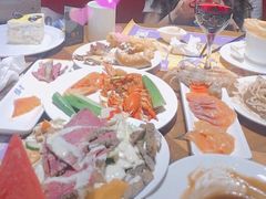 -四海一家自助餐(益田假日广场店)