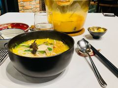 鹅油过桥米线-泓0871臻选云南菜·味庄