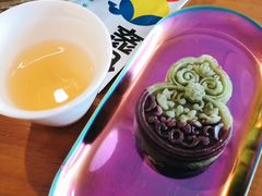 -包整·丝娃娃(一览甲秀楼风景店)