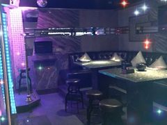 -好乐迪(张扬路八佰伴店)