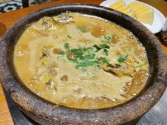 白洋淀石锅嘎鱼-小放牛炒菜馆(北国商城店)