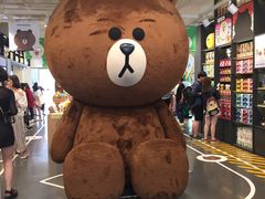 -LINE FRIENDS Garosu-gil Flagship Store