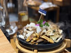 -一朵菌·野生菌探索家火锅(南亚店)