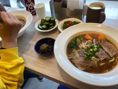 -康师傅私房牛肉面(马泉营奥莱店)