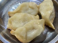 -黄阿姨锅贴大王(万航渡路店)