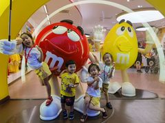 -m豆巧克力世界(上海世茂广场店)