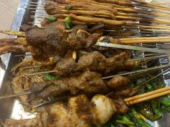 -江城燕子大排档(江汉路步行街店)