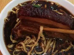 -小龙大肉面馆